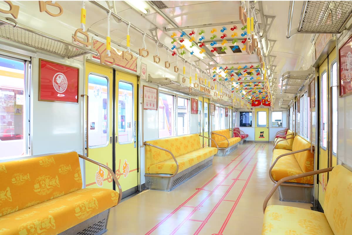 (photo) The Medetai Train on the Kada-Sakana Line 2