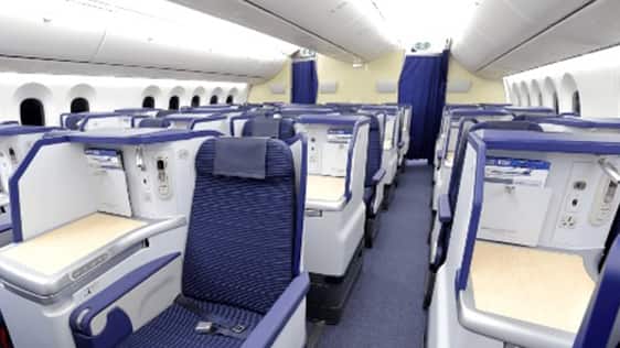 B787-9（246/215席）ビジネスクラス座席のスタッガードシートの写真